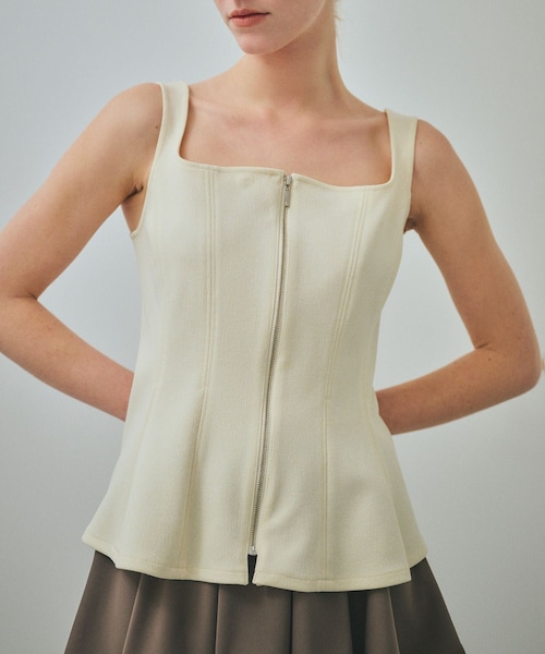 ROPE'（ロペ）の「【一部店舗限定】【REALM（レルム）】FRONT ZIP BLOUSE｜ペプラムビスチェ　26SS（シャツ/ブラウス・レディース・ブラック/ホワイト系・38）」の14枚目の写真