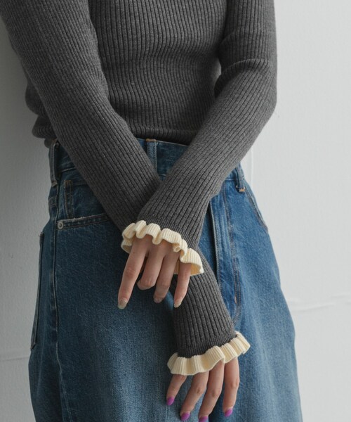 URBAN RESEARCH Sonny Label（アーバンリサーチサニーレーベル）の「静電防止フリルクルーネックリブニットプルオーバー（ニット/セーター・レディース・IVOxNVY/CCLxOFF/BRNxMNT/BEGxORG・Free）」の2枚目の写真