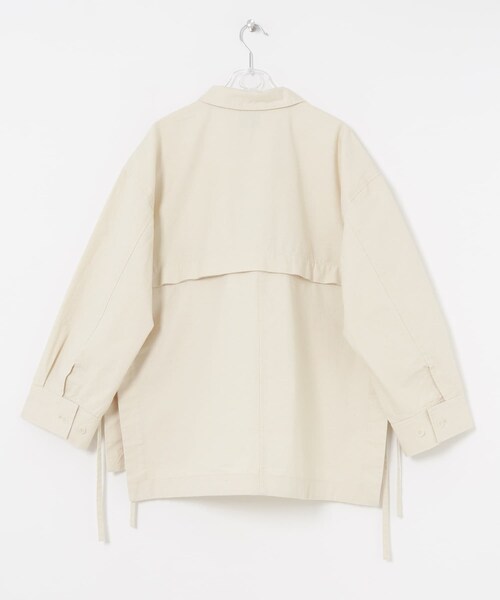 LAATO（ラート）の「denim pocket jacket（カバーオール・レディース・インク/クリーム・FREE）」の8枚目の写真