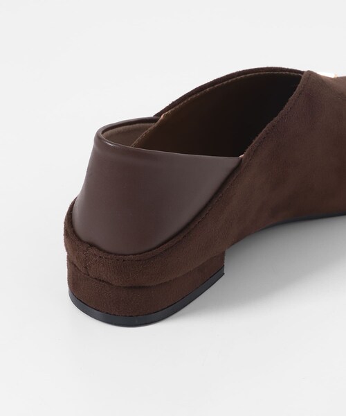 SENSE OF PLACE by URBAN RESEARCH(センスオブプレイスバイアーバンリサーチ)の「Vカットアシンメトリーパンプス(パンプス・レディース・BLACK/BROWN・S/M/L)」の22枚目の写真