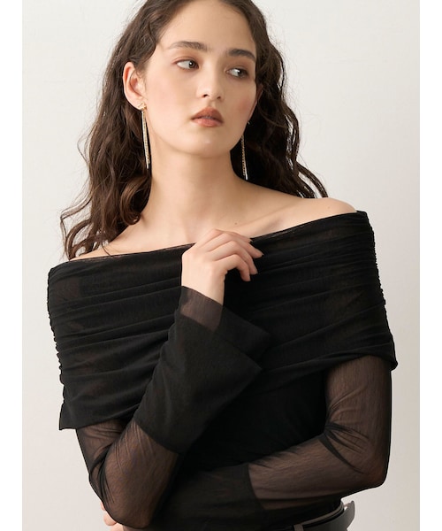 LAGUNAMOON（ラグナムーン）の「フレアスリーブオフショルチュールトップス（Tシャツ/カットソー・レディース・アイボリー/ブラック/イエロー/ミックス・F）」の4枚目の写真