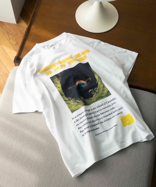 bonjour records（ボンジュールレコーズ）の「A24 for bonjour records 『The Legend Of Ochi』Exclusive T-shirt（Tシャツ/カットソー・レディース・ホワイト/ホワイト系・L/M/XL）」の16枚目の写真