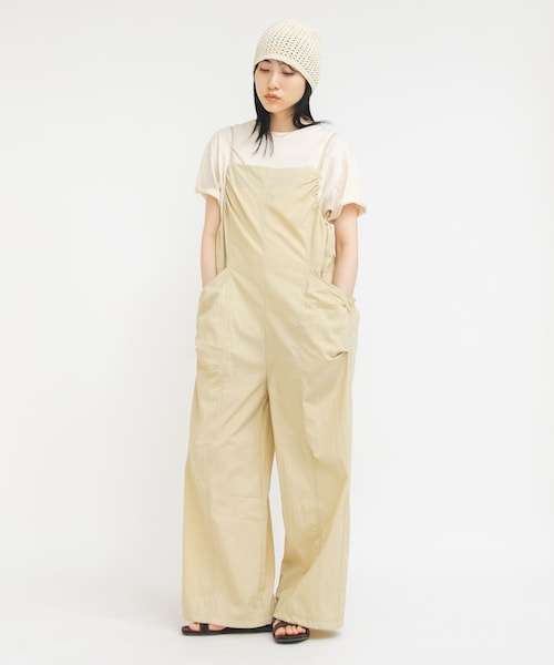 KBF（ケイビーエフ）の「ポケットディティールキャミサロペット（つなぎ/オールインワン・レディース・BLACK/BROWN/BEIGE・One）」の3枚目の写真