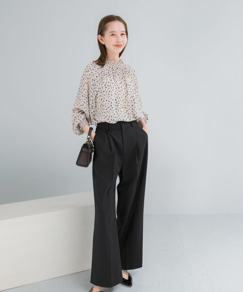 URBAN RESEARCH ROSSO（アーバンリサーチロッソ）の「『WEB/一部店舗限定』ウォッシャブルランダムドットブラウス（シャツ/ブラウス・レディース・L/BEIGE/BLACK・Free）」の20枚目の写真