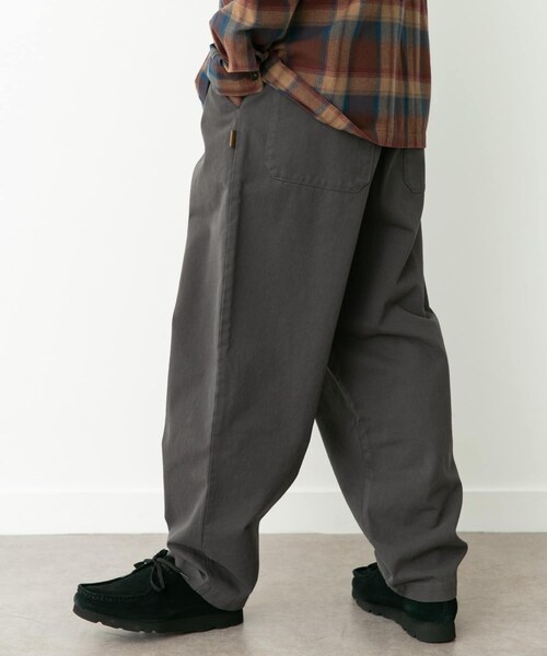 URBAN RESEARCH Sonny Label（アーバンリサーチサニーレーベル）の「ベーシックワイドイージーチノパンツ（チノパンツ・メンズ・ブラック/チャコール/ネイビー/ベージュ・S/M/L）」の20枚目の写真