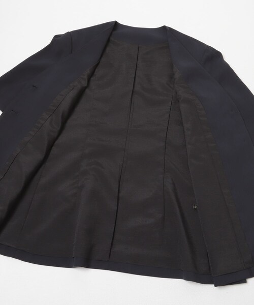 URBAN RESEARCH ROSSO（アーバンリサーチロッソ）の「クールタッチ 防シワ ハーフスリーブジャケット（ノーカラージャケット・レディース・GREIGE/DARK NAVY・Free）」の9枚目の写真