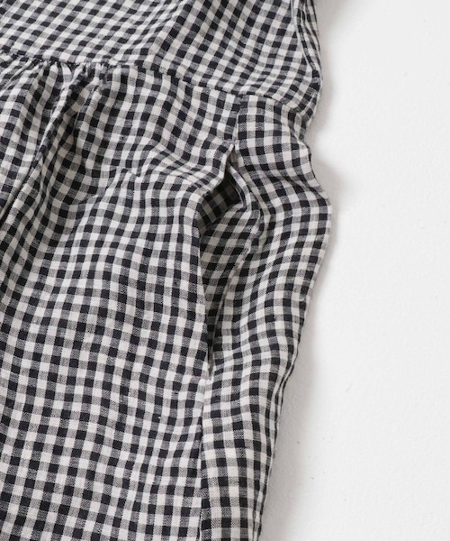 かぐれ(カグレ)の「SOIL GINGHAM CHECK SHORT-SLEEVE DRESS(ワンピース・レディース・BLACK・2)」の15枚目の写真