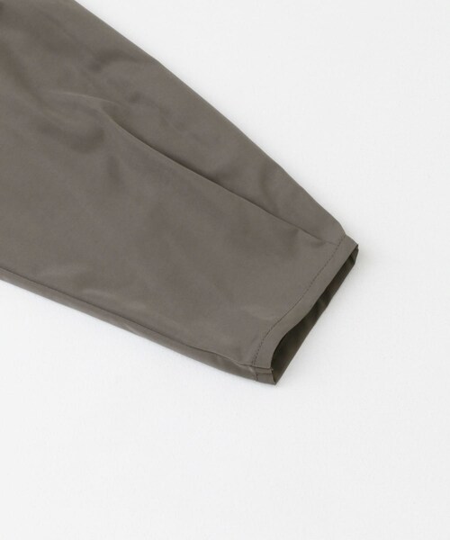 URBAN RESEARCH ROSSO（アーバンリサーチロッソ）の「クロップドバルーンブラウス（シャツ/ブラウス・レディース・ivory/orange/charcoal・FREE）」の16枚目の写真