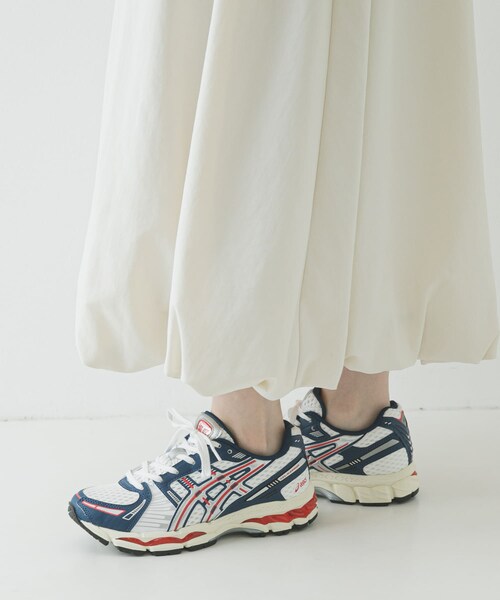 URBAN RESEARCH(アーバンリサーチ)の「ASICS GEL-KAYANO 12.1(スニーカー・レディース・100 WHT BL/001 BLK CI・24/24.5/25/25.5)」の6枚目の写真