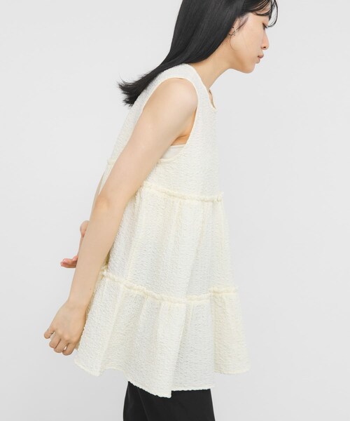 KBF(ケイビーエフ)の「『STAFF DESIGN PROJECT』2WAYティアードチュニック(チュニック・レディース・OFF/BLACK/L.BLUE・One)」の6枚目の写真