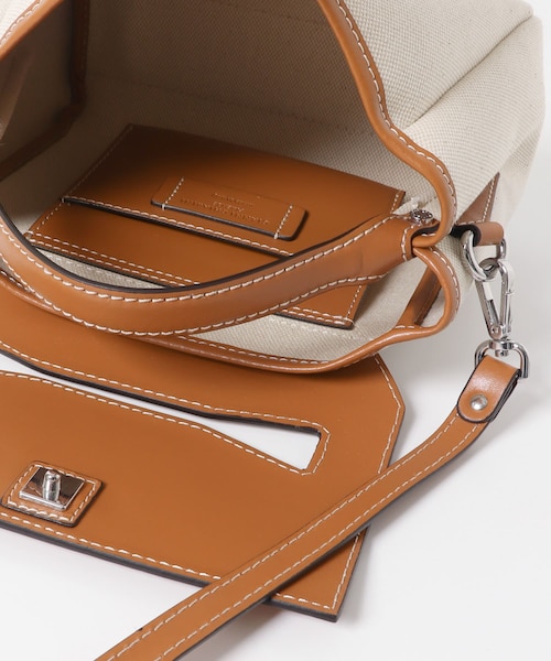 URBAN RESEARCH ROSSO（アーバンリサーチロッソ）の「GIANNI CHIARINI　CLIO（ハンドバッグ・レディース・NATUCAR/NATUNERO・-）」の13枚目の写真