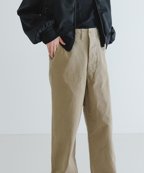 URBAN RESEARCH(アーバンリサーチ)の「CIOTA Weapon Chino Cloth Pants(チノパンツ・レディース・Beige・1/2)」の3枚目の写真