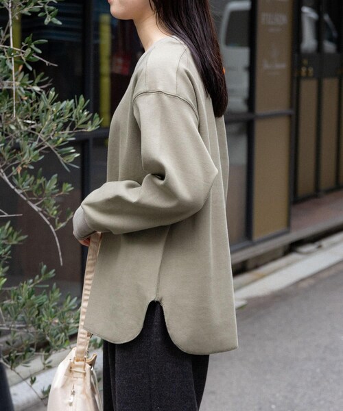 URBAN RESEARCH DOORS（アーバンリサーチドアーズ）の「FORK&SPOON　ヘビーフライスクルーネックプルオーバー（Tシャツ/カットソー・レディース・KHAKI/OATMEAL/TOP CCL・1）」の3枚目の写真