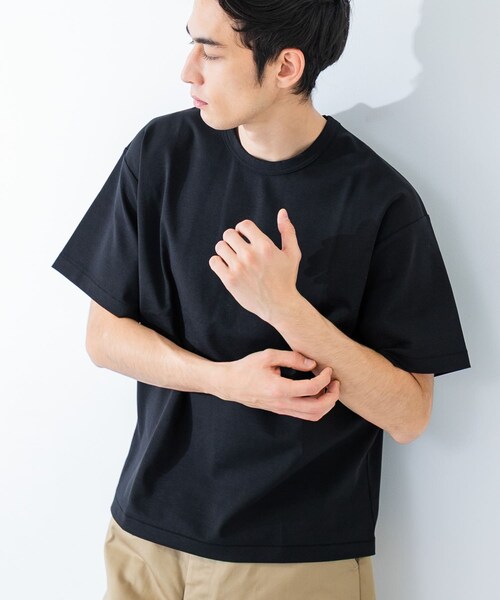 URBAN RESEARCH(アーバンリサーチ)の「接触冷感スムージーTシャツ(Tシャツ/カットソー・メンズ・WHITE/BLACK/NAVY/S.BLUE/TAUPE・S/M/L/XL)」の2枚目の写真