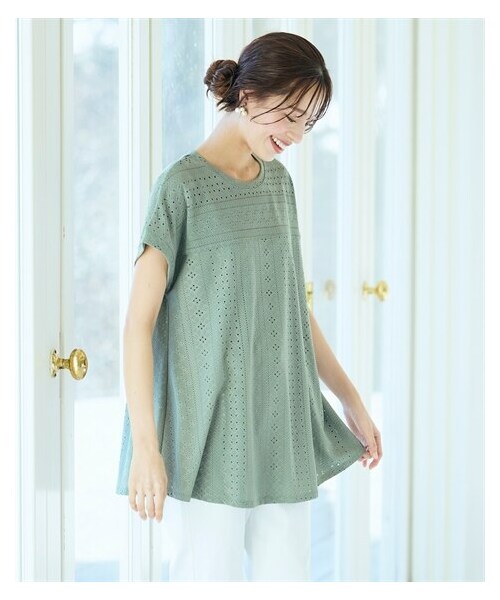 nissen（ニッセン）の「＜大きいサイズ＞カットレースバックギャザートップス（Tシャツ/カットソー・レディース・オフホワイト/ダークミント/黒/ブルー・L~LL/3L~4L/5L~6L/8L/10L）」の5枚目の写真