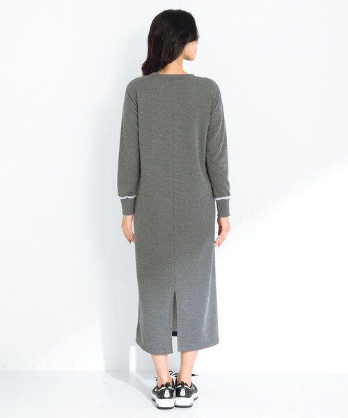 URBAN RESEARCH Sonny Label（アーバンリサーチサニーレーベル）の「SLAB　Sweat Comfort One-Piece（ワンピース・レディース・チャコール/グレージュ・FREE）」の4枚目の写真