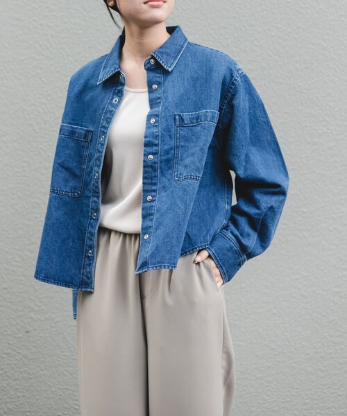 URBAN RESEARCH DOORS(アーバンリサーチドアーズ)の「FORK&SPOON ペーパーブレンドデニムシャツ(シャツ/ブラウス・レディース・BLUE/BLACK・1)」の3枚目の写真