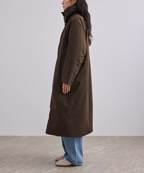 ADAM ET ROPE'(アダムエロペ)の「【J'aDoRe・店舗限定】【DESCENTE ALLTERRAIN(デサント オルテライン)for SALON】別注ステンカラーパフコート(ステンカラーコート・レディース・ブラウン/ベージュ系・F)」の17枚目の写真