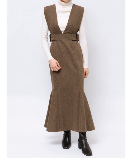 MURUA（ムルーア）の「サイドベルトマーメイドジャンパースカート（ジャンパースカート・レディース・グレー/ブラウン/ベージュ/ミックス/ダークミックス・1/2）」の10枚目の写真