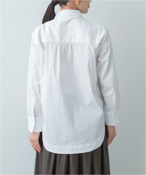 URBAN RESEARCH ROSSO（アーバンリサーチロッソ）の「F by ROSSO　トリミングレースビッグカラーシャツ（シャツ/ブラウス・レディース・OFF WHITE/NAVY/OW STRIPE・FREE）」の17枚目の写真