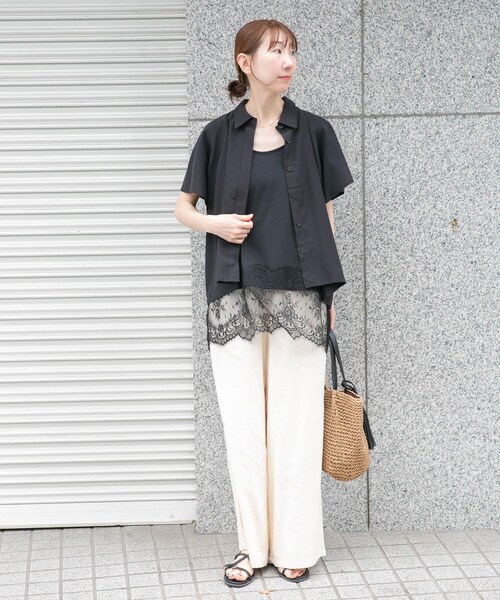 ITEMS URBANRESEARCH(アイテムズ アーバンリサーチ)の「ヘムレースキャミソール(キャミソール・レディース・L/BEG/BLK・Free)」の9枚目の写真