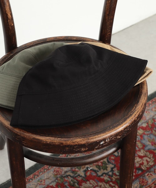 SENSE OF PLACE by URBAN RESEARCH（センスオブプレイスバイアーバンリサーチ）の「『ユニセックス』ツイルバケットハット（ハット・メンズ・BLACK/L.BEIGE/L.KHAKI・one）」の4枚目の写真