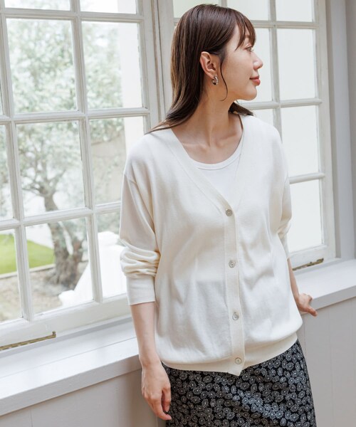 URBAN RESEARCH Sonny Label（アーバンリサーチサニーレーベル）の「『接触冷感/UVカット』クールミストカーディガン（カーディガン/ボレロ・レディース・L.グレー/オフ/ミント/ブラック・FREE）」の7枚目の写真