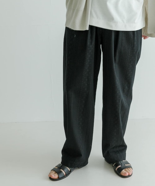 URBAN RESEARCH(アーバンリサーチ)の「SEEALL MANCHESTER PANTS(その他パンツ・メンズ・BLK×BLK/WHT×WHT・3/4)」の13枚目の写真