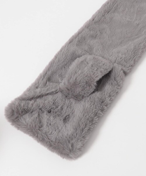 URBAN RESEARCH DOORS（アーバンリサーチドアーズ）の「エコファーティペット（マフラー・レディース・CREAM/GREIGE/CHARCOAL・one）」の9枚目の写真