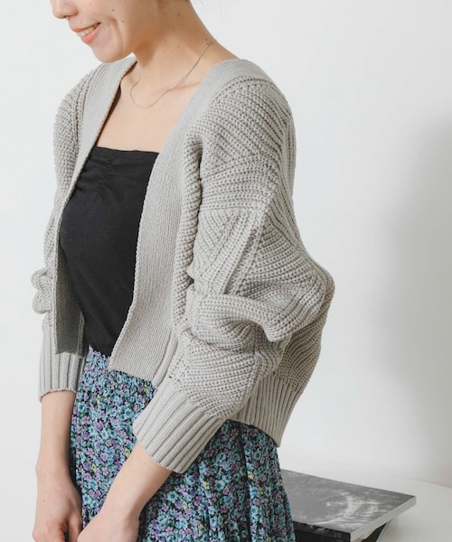 URBAN RESEARCH Sonny Label（アーバンリサーチサニーレーベル）の「ニットボレロカーディガン（カーディガン/ボレロ・レディース・ラベンダー/オフ/ライトグレー・FREE）」の2枚目の写真