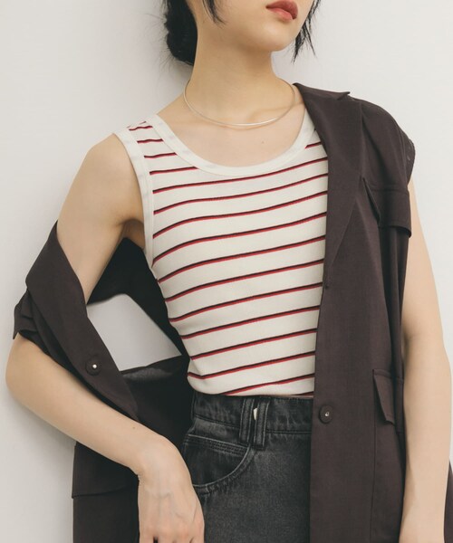 KBF（ケイビーエフ）の「Miller　Panel ribbed tank top（タンクトップ・レディース・WHT×GN/WHT×NR/BLU×W2/BRN×NV・FREE）」の14枚目の写真