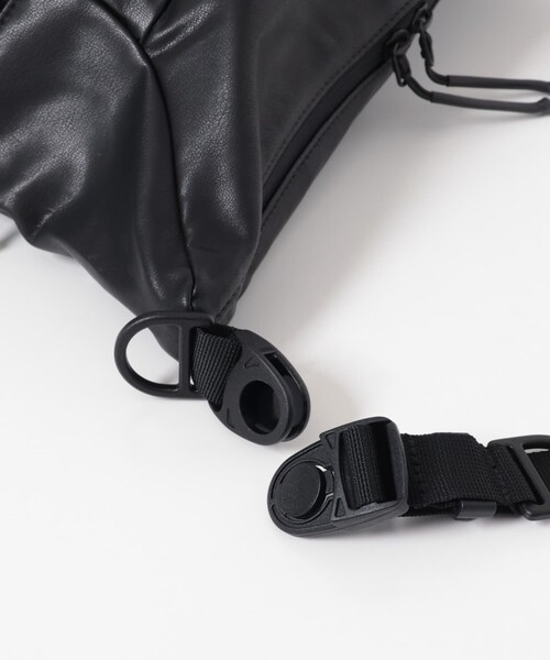 URBAN RESEARCH（アーバンリサーチ）の「『別注』BAICYCLON by bagjack×URBAN RESEARCH　SHOULDER BAG SMALL（ショルダーバッグ・メンズ・BLACK・Free）」の13枚目の写真