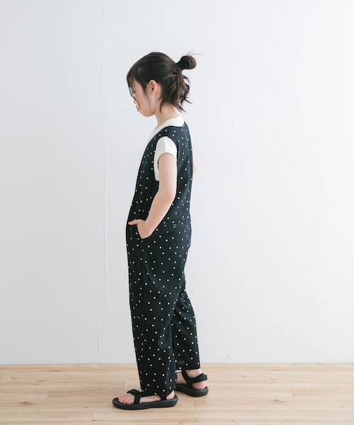 URBAN RESEARCH DOORS（アーバンリサーチドアーズ）の「『親子リンク』リネンレーヨンドットオールインワン(KIDS)（ワンピース・キッズ・NATURAL/BLACK・105/120/135）」の7枚目の写真