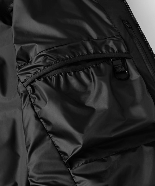ADAM ET ROPE'(アダムエロペ)の「【DESCENTE ALLTERRAIN/デサント オルテライン】MIZUSAWA DOWN OVERSIZED JACKET MOUNTAINEER(ダウンジャケット/コート・メンズ・ブラック・L/M/S/XL/XXL)」の16枚目の写真