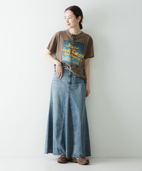URBAN RESEARCH(アーバンリサーチ)の「NIKE ズームボメロ 5 GLD(スニーカー・レディース・F BN/M BRO/S RD/V GRR・23.5/24/24.5/25)」の4枚目の写真