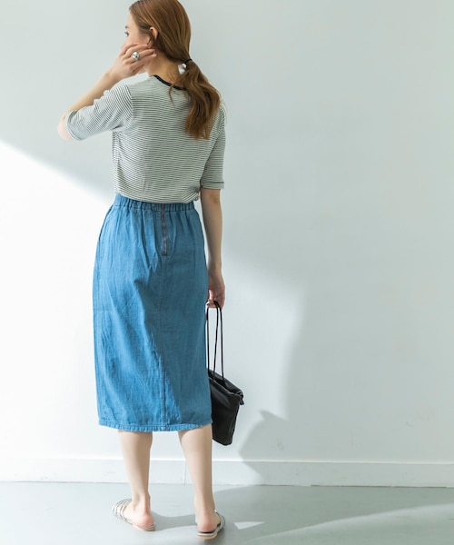 URBAN RESEARCH（アーバンリサーチ）の「bolsista　Denim Tuck Skirt（デニムスカート・レディース・BLUE・36/38）」の17枚目の写真