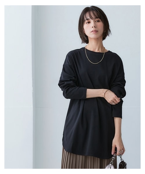 nissen（ニッセン）の「綿１００％スムースゆるシルエット裾ラウンドロング丈Tシャツ＜大きいサイズ有＞（チュニック・レディース・黒/ロイヤルブルー/オフホワイト/ライトグレー/エメラルドグリーン/マスタード・S~M相当/L~LL相当/3L~4L相当/5L~6L相当/8L相当/10L相当）」の14枚目の写真