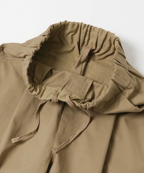 URBAN RESEARCH DOORS（アーバンリサーチドアーズ）の「FORK&SPOON　イージーチノパンツ（チノパンツ・レディース・BLACK/BEIGE・1/2）」の22枚目の写真