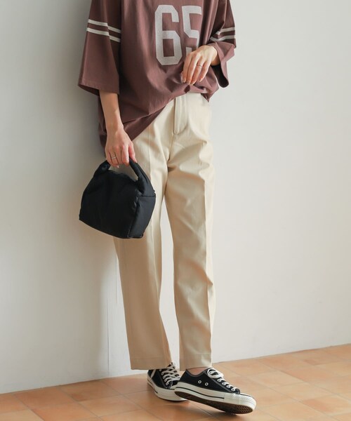 URBAN RESEARCH DOORS(アーバンリサーチドアーズ)の「ハイウエストチノパンツ(チノパンツ・レディース・BEIGE/L.BEIGE・S/M/L)」の14枚目の写真