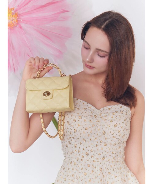 EATME（イートミー）の「キルティングミニショルダーバッグ（ハンドバッグ・レディース・オフホワイト/ブラック/イエロー/ブルー・F）」の8枚目の写真