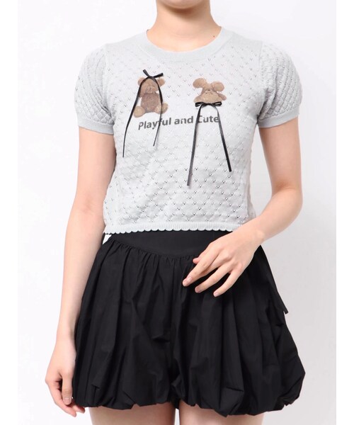 CALNAMUR（カルナムール）の「BEAR PRINT RIBBON KNIT /ベアプリントリボンニット（ニット/セーター・レディース・ホワイト/ピンク/アイスブルー・F）」の6枚目の写真