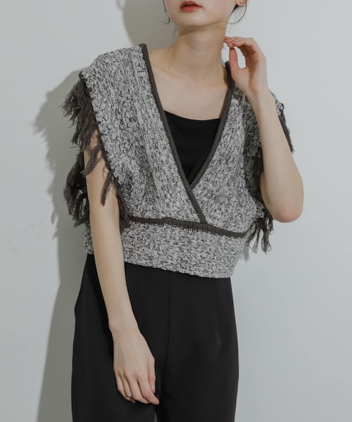 SENSE OF PLACE by URBAN RESEARCH(センスオブプレイスバイアーバンリサーチ)の「フリンジニットベスト(ベスト・レディース・BLU×GRY/IVORY/GRY×WHT・one)」の2枚目の写真