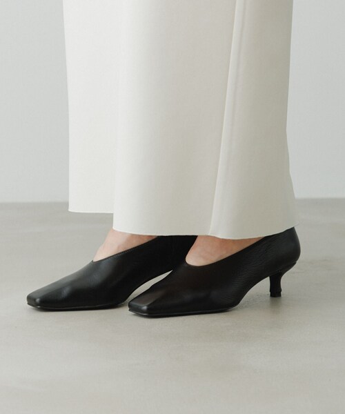 ADAM ET ROPE'（アダムエロペ）の「【EMOELLE】スクエアレザーパンプス（パンプス・レディース・ブラック/ブラウン・23.0/23.5/24.0/24.5）」の9枚目の写真
