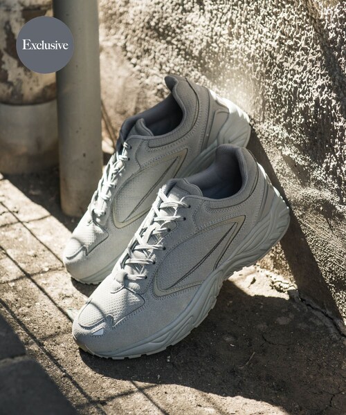 URBAN RESEARCH DOORS（アーバンリサーチドアーズ）の「『別注』MOONSTAR×DOORS　STUDEN（スニーカー・メンズ・URD GRAY/URD BLACK・25.5/26/26.5/27/28）」の2枚目の写真