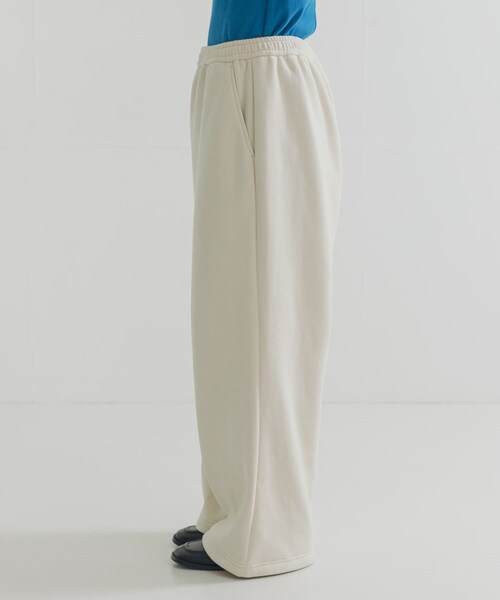 URBAN RESEARCH(アーバンリサーチ)の「『別注』THOUSAND MILE×URBAN RESEARCH KNIT FREECE LONG PANTS(その他パンツ・レディース・OFF WHITE/BORDEAUX/BLACK・M/L)」の14枚目の写真