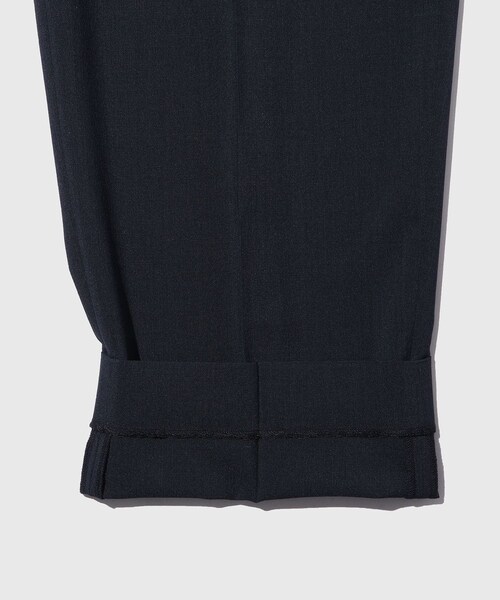 ADAM ET ROPE'（アダムエロペ）の「COVEROSS  ワイドイージーパンツ（その他パンツ・メンズ・ブラック/カーキ/ネイビー・L/M/S）」の17枚目の写真