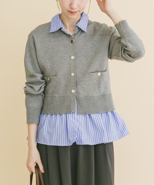 ITEMS URBANRESEARCH（アイテムズ アーバンリサーチ）の「シャツレイヤーニットカーディガン（ニット/セーター・レディース・OFF/NVY/GRY・Free）」の13枚目の写真
