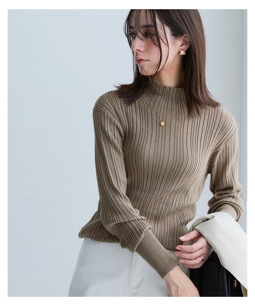 nissen（ニッセン）の「綿１００％ハイネックランダムリブニット＜大きいサイズ有＞（ニット/セーター・レディース・黒/チャコールグレー杢/アイボリー/グレージュ/フォレストイエロー/ライトグレー杢/フューシャピンク・S/M/L/LL/3L）」の8枚目の写真