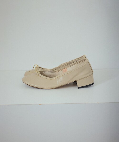 ADAM ET ROPE'（アダムエロペ）の「【porselli（ポルセリ）】ストラップバレエヒール（バレエシューズ・レディース・ブラック/ベージュ系・36/37/38/39）」の13枚目の写真