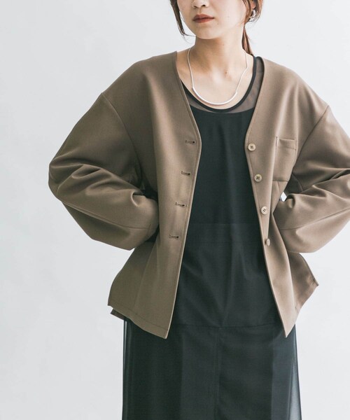 KBF（ケイビーエフ）の「ウエストシェイプジャケット（テーラードジャケット・レディース・FOG GREEN/BROWN・one）」の12枚目の写真